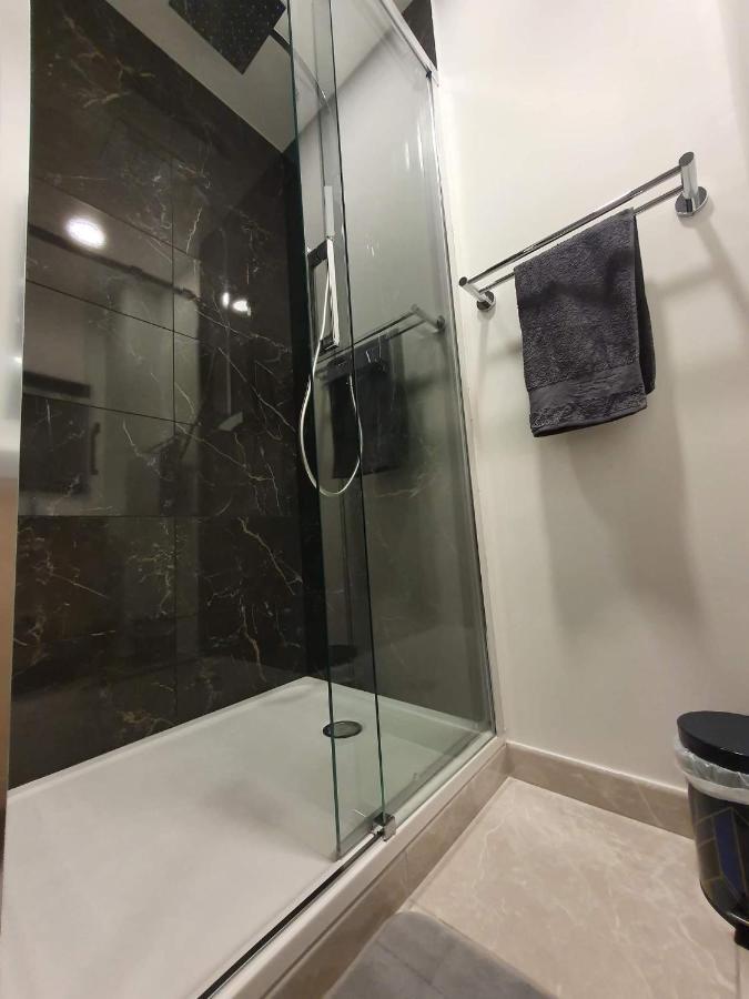 Apartament La Forteresse - Jacuzzi/Sauna - Centre Historique Rouen Zewnętrze zdjęcie